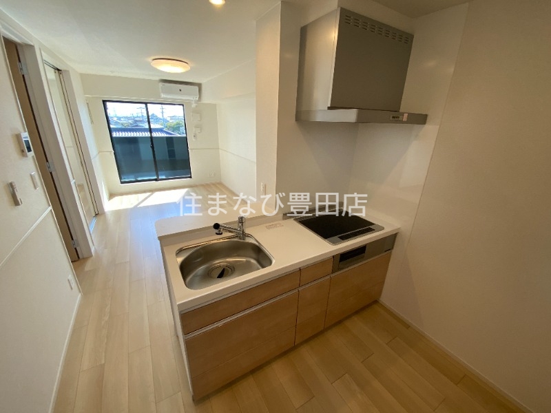 キッチン　同型別部屋写真