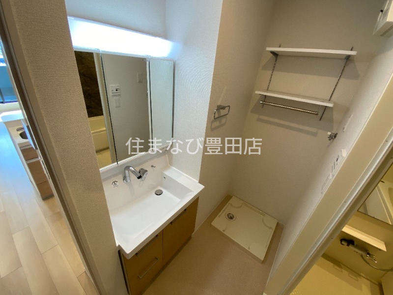 洗面設備　同型別部屋写真