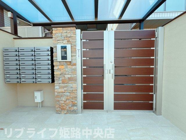 セキュリティ　オートロックで安心
