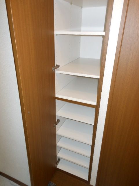 収納　収納