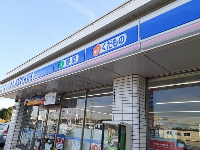 コンビニ　ローソン大府吉田町店（コンビニ）まで803m