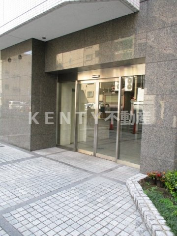 エントランス　建物の内部です