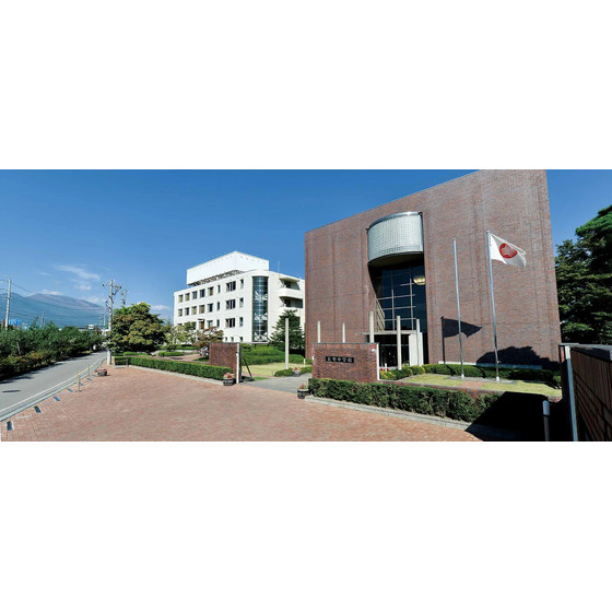 中学校　私立佐久長聖中学校（中学校）まで303m
