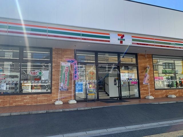 コンビニ　セブン-イレブン 富士見鶴馬西店（コンビニ）まで815m