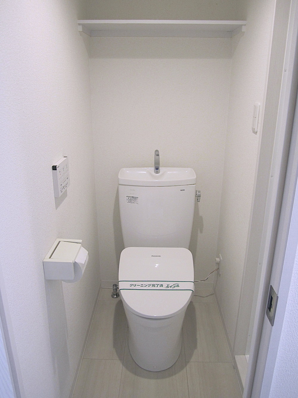 トイレ　ウォシュレット付