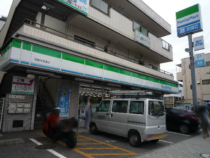 コンビニ　ファミリーマート港南中央通店（コンビニ）まで1100m