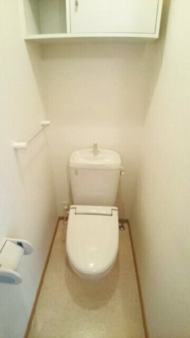 トイレ　シンプルで使いやすいトイレです