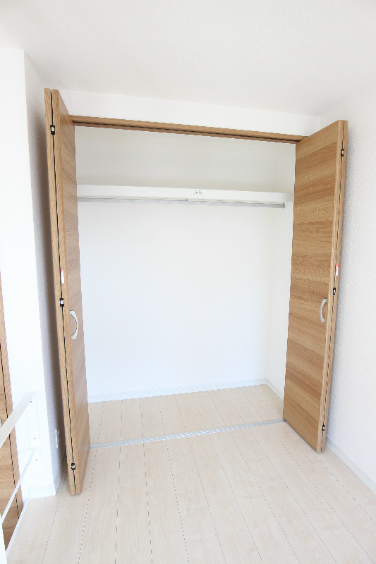 収納　たっぷり収納できるクローゼット。