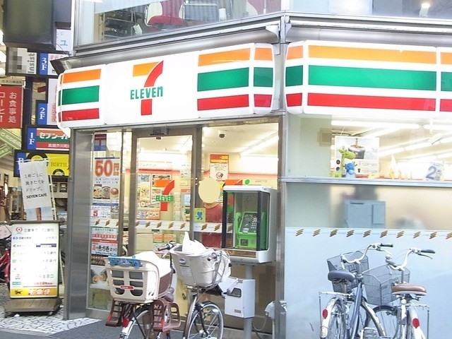 コンビニ　セブンイレブン高槻芥川町店（コンビニ）まで170m