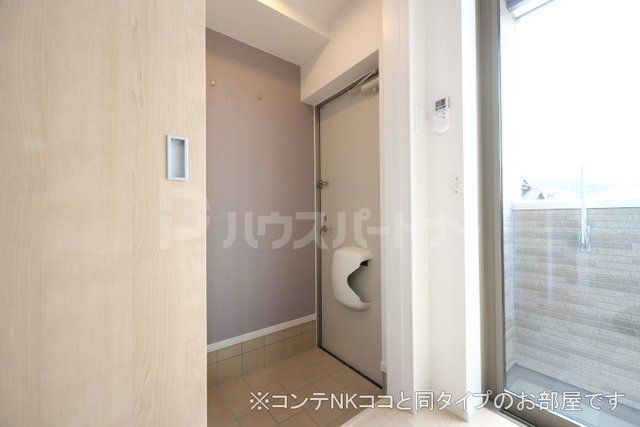 玄関　※参考画像