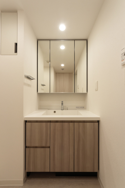 洗面設備　※写真は同タイプ住戸です。