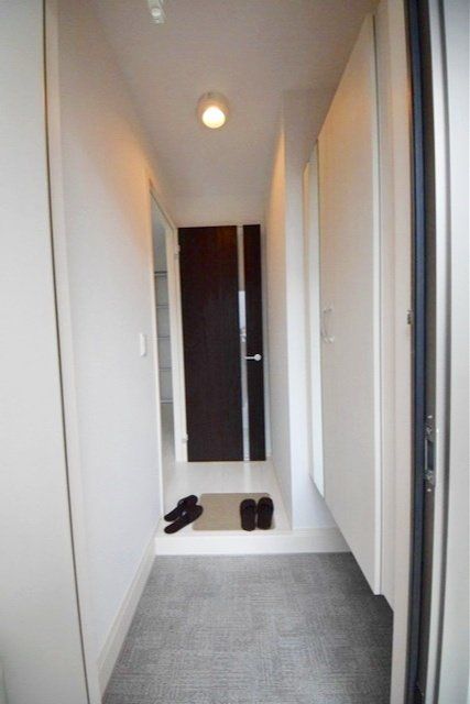 玄関　お部屋探しはタウンハウジングへ♪