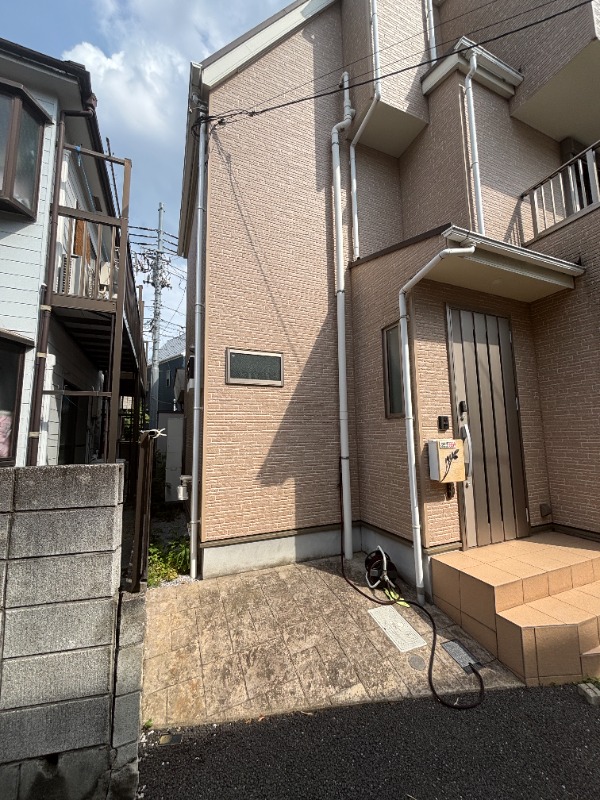 新宿区北新宿3丁目戸建の外観写真