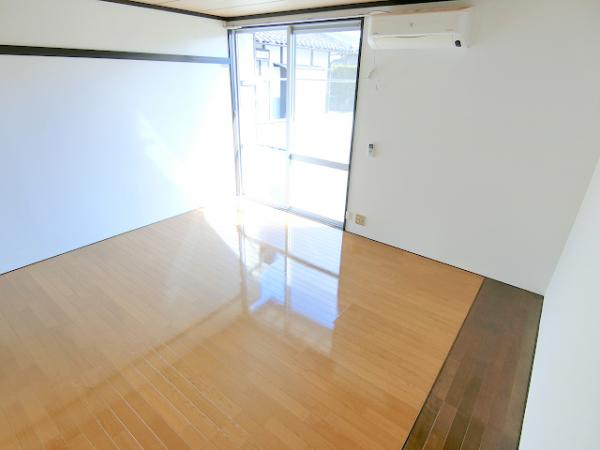 居室・リビング　写真は別のお部屋のイメージです