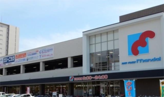 スーパー　万代　塚口店（スーパー）まで709m