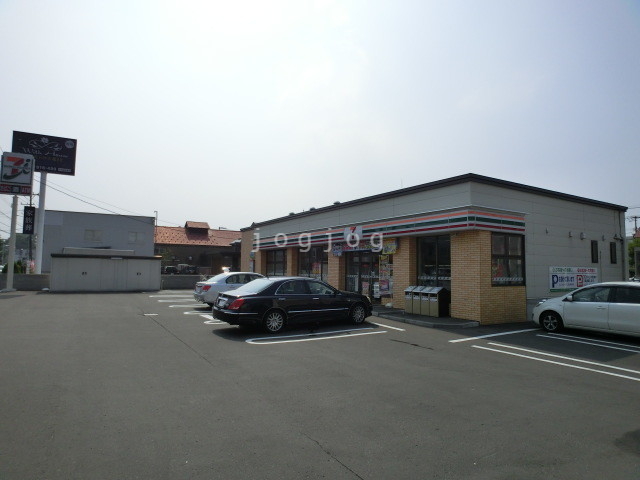 コンビニ　セブンイレブン札幌北12条東店（コンビニ）まで433m