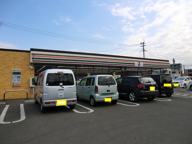 コンビニ　セブンイレブン　中村東２丁目店（コンビニ）まで900m