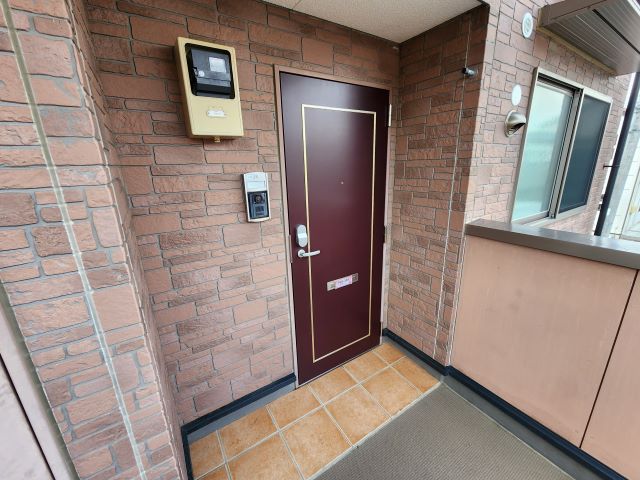 玄関　B206号室の写真を掲載しております