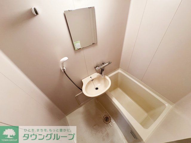 バス・シャワールーム　バス