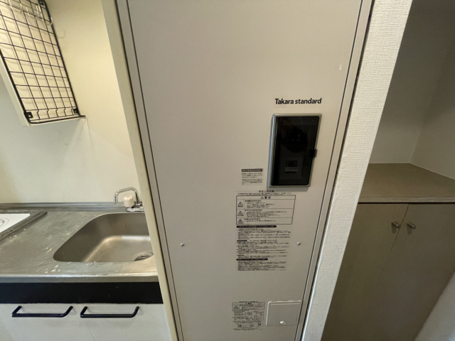 その他設備　電気温水器
