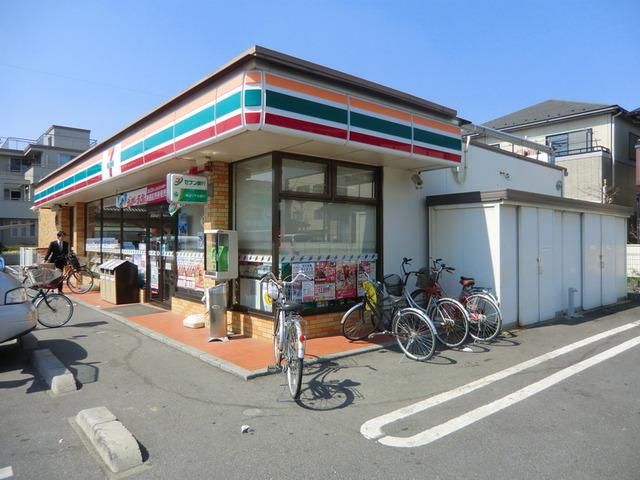 コンビニ　セブンイレブン（コンビニ）まで510m