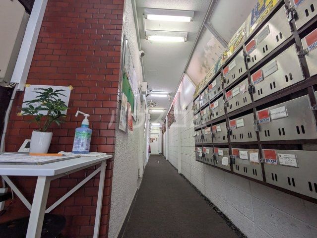 ロビー