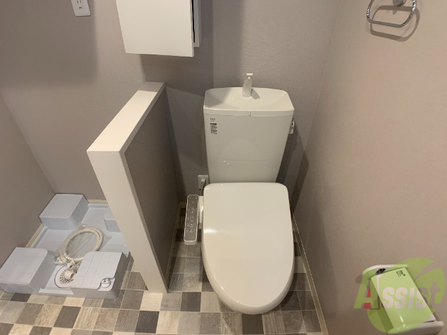 トイレ　トイレは綺麗でウォッシュレットも付いて快適にお使い頂けます。