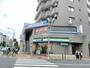 コンビニ　ファミリーマート 新江古田駅前店（コンビニ）まで490m