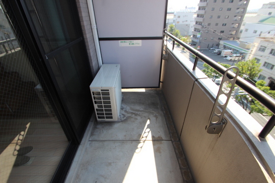 バルコニー　※別部屋の写真です