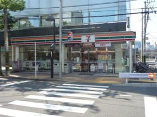 コンビニ　セブンイレブン新潟天神店（コンビニ）まで520m