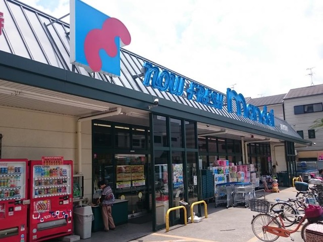 スーパー　万代諸福店（スーパー）まで487m