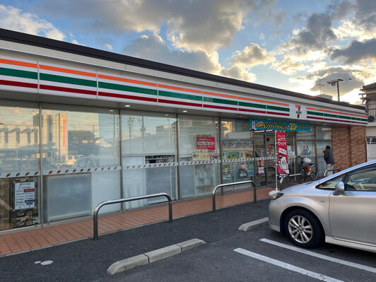 コンビニ　セブンイレブン大東諸福1丁目店（コンビニ）まで192m