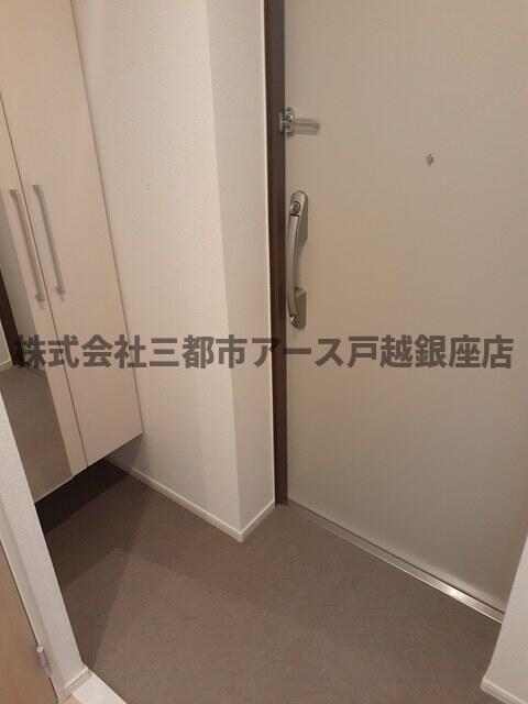 玄関　ウエスト　シックス
