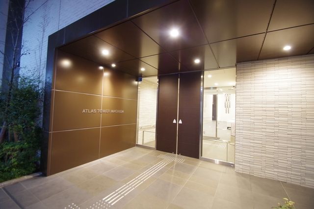 エントランス　★お問い合わせはタウンハウジング町田店まで★
