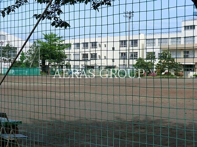 中学校　茅ヶ崎市立梅田中学校（中学校）まで675m