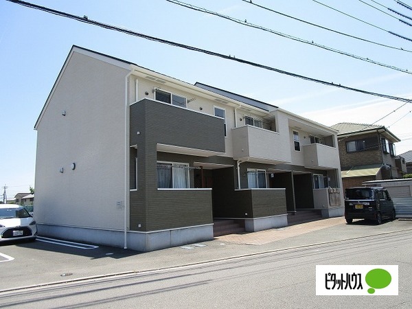 建物外観　プランタン