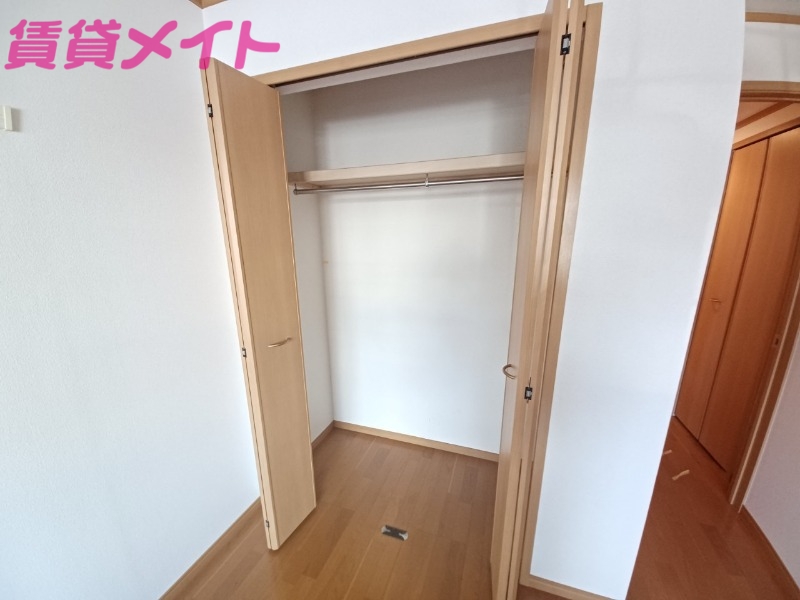 収納　別部屋反転タイプ写真