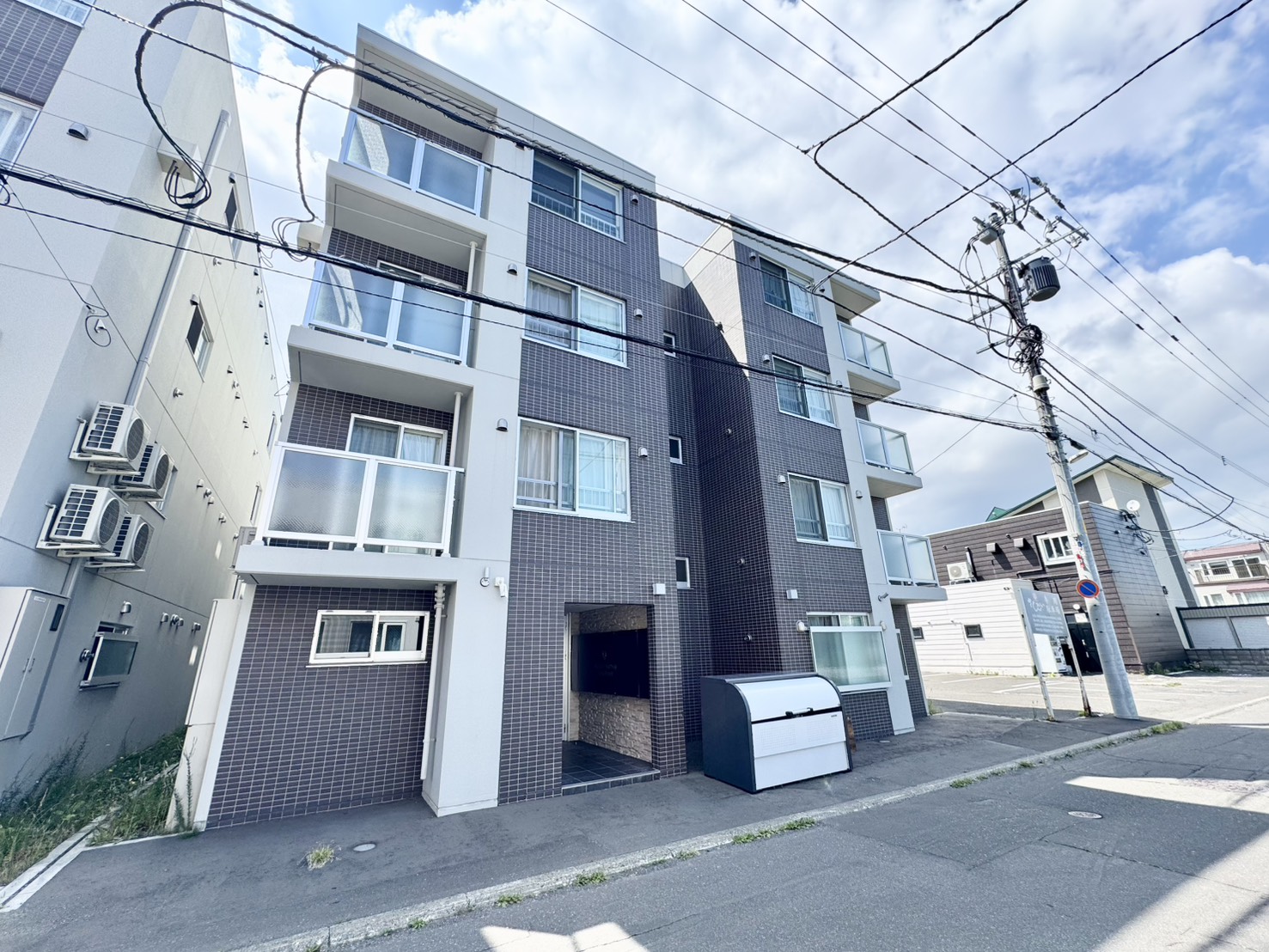 建物外観　【Maison Kamuy Park Front♪】