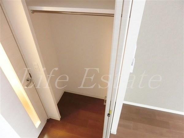 プライムアーバン御堂筋本町の内装写真