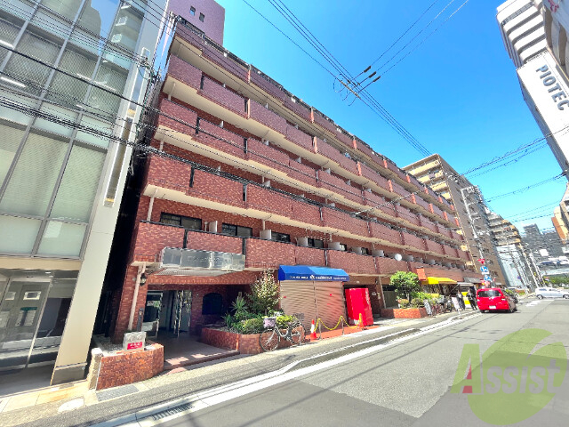 コスモプラザ三宮の外観写真