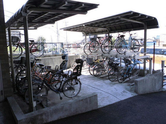駐車場　駐輪場