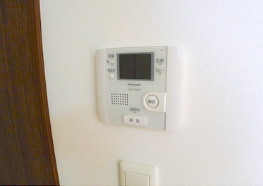セキュリティ　安心のインターホン設備が付いています♪