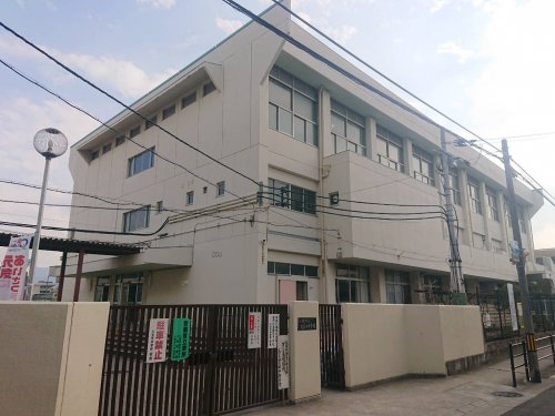 その他　【中学校】八尾市立久宝寺中学校まで526ｍ