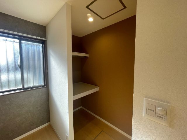 VANアベニューAの内装写真