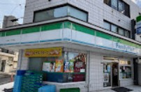 コンビニ　ファミリーマート 六本木三丁目店（コンビニ）まで667m