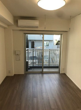 居室・リビング　※別部屋の参考写真です。
