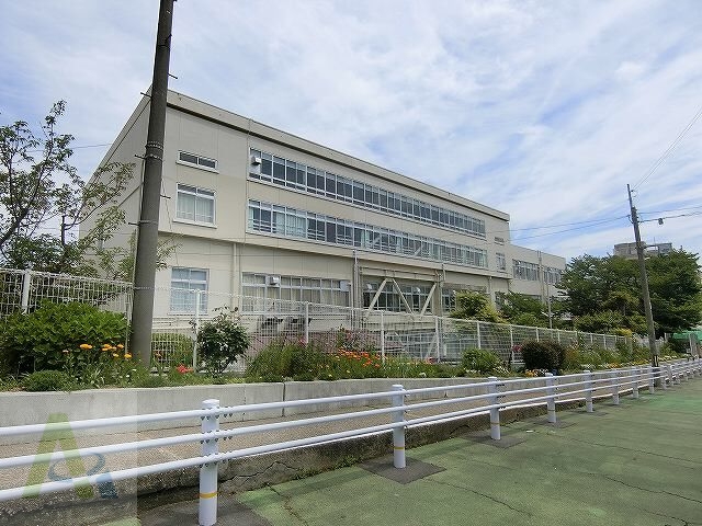 小学校　神戸市立五位の池小学校（小学校）まで316m