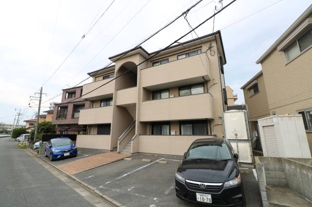 建物外観　原1丁目の物件をご紹介いたします。