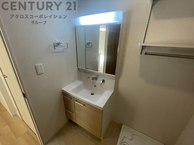洗面設備　洗髪洗面化粧台付き☆