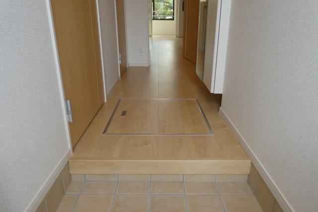 玄関　シューズボックス（閉）